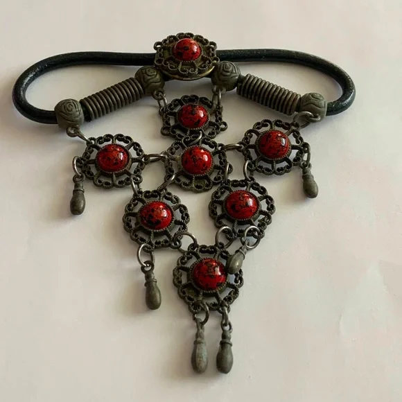 Vintage | Accessories | Vintage Barrette With Faux Red  display picture 1